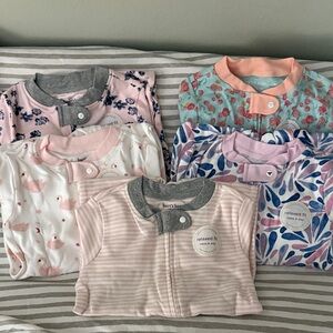 Bundle of 5 Burts Bees onesies- size 6-9M